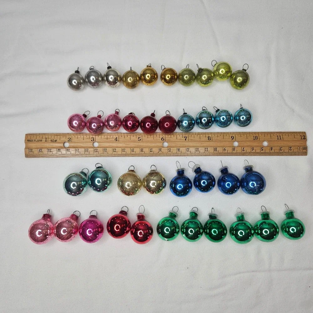 Vtg Miniature Christmas Ornaments Lot 39pc Glass & Plastic Multi Color 0.5-1